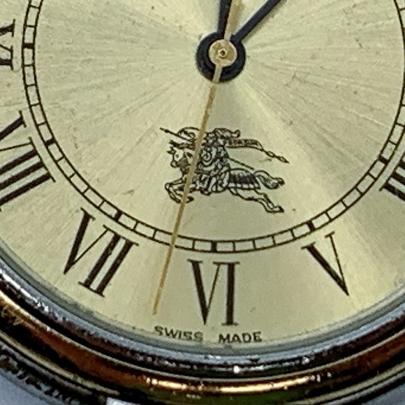 Vintage Butberrys Silver & Gold Wristwatch - Picture 6 of 13